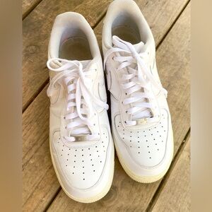 Nike Air Force 1 Low Top White Sneakers.Men’s Basketball Running Sneakers 11.5